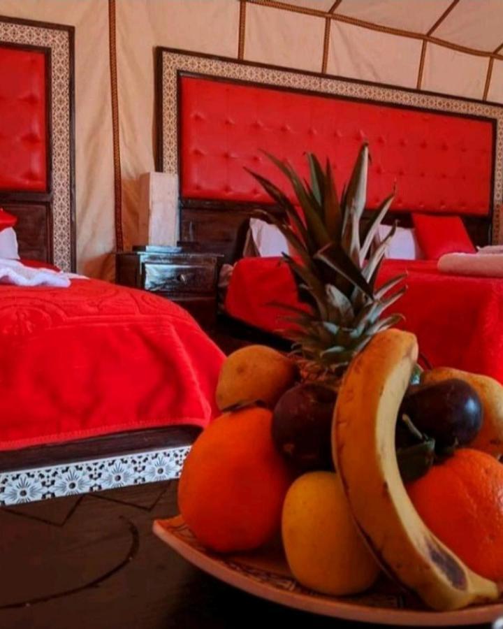 מרזאוגה Authentic Desert Luxury Camp מראה חיצוני תמונה