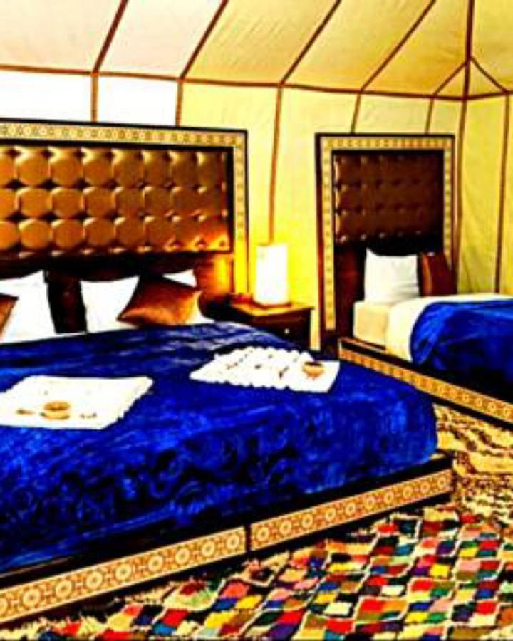 מרזאוגה Authentic Desert Luxury Camp מראה חיצוני תמונה