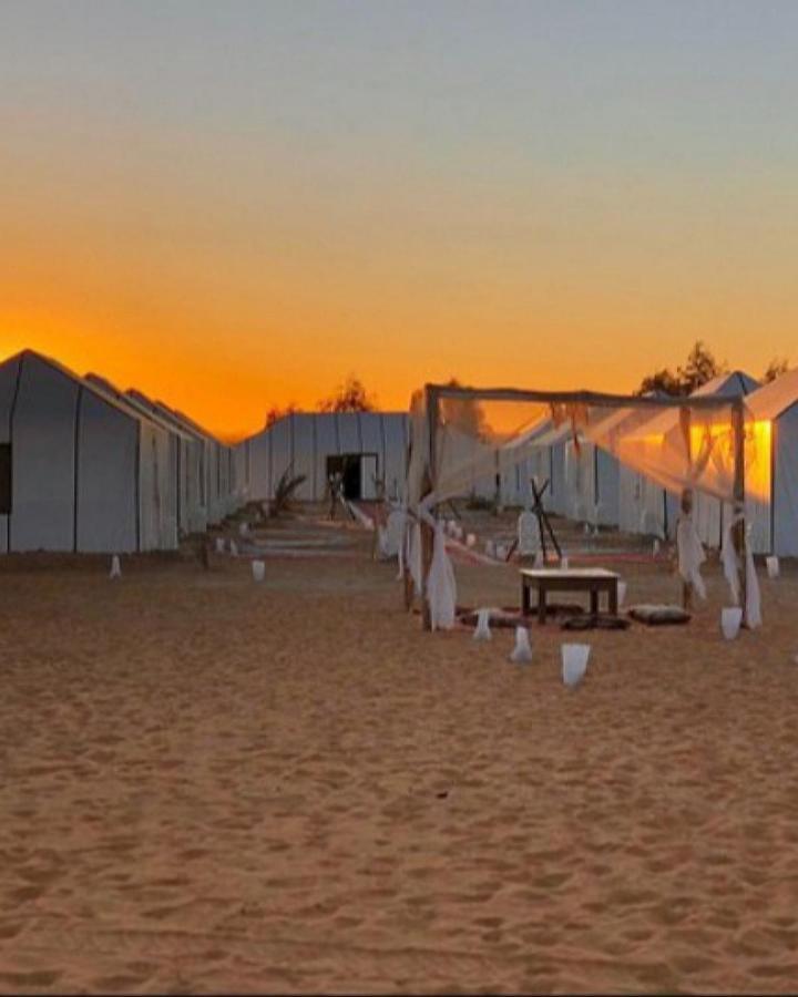 מרזאוגה Authentic Desert Luxury Camp מראה חיצוני תמונה
