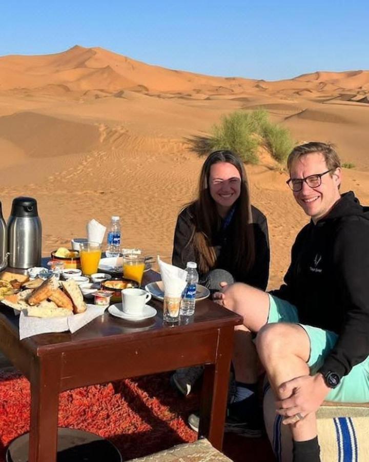 מרזאוגה Authentic Desert Luxury Camp מראה חיצוני תמונה