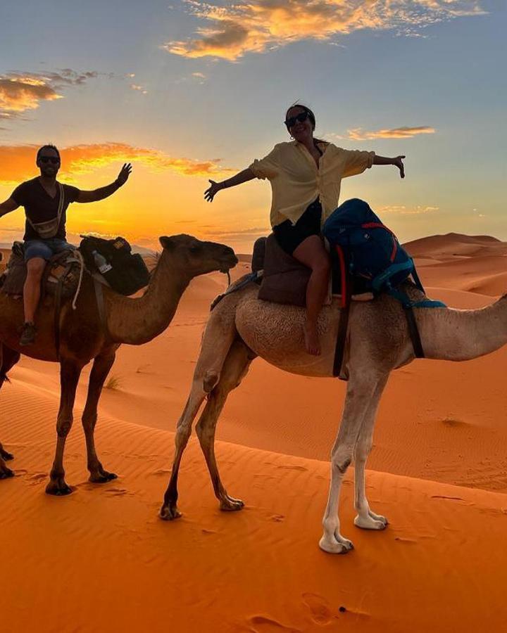 מרזאוגה Authentic Desert Luxury Camp מראה חיצוני תמונה