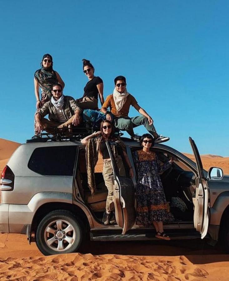 מרזאוגה Authentic Desert Luxury Camp מראה חיצוני תמונה