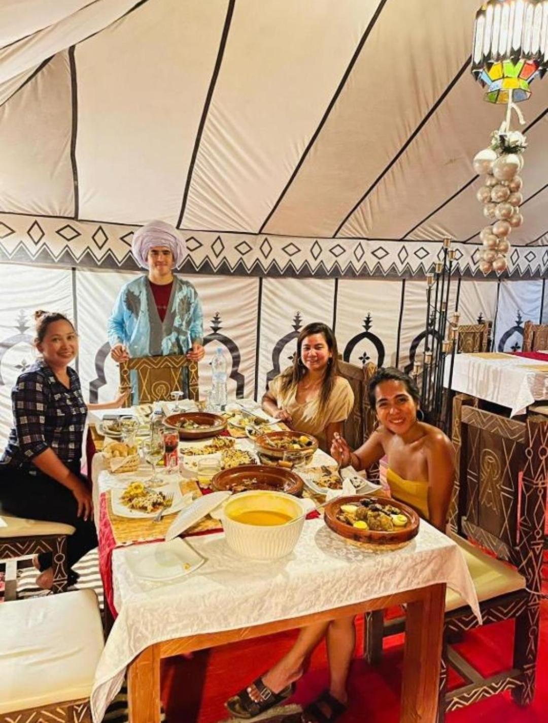 מרזאוגה Authentic Desert Luxury Camp מראה חיצוני תמונה